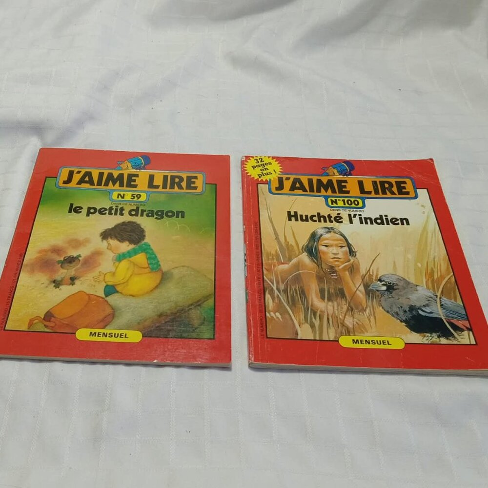 Two (2) books I Can read, in French